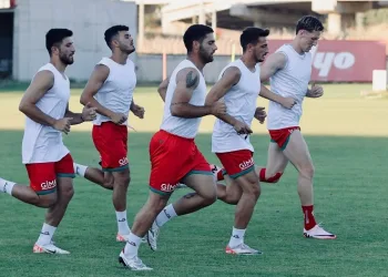 Karşıyaka’da 15 oyuncu gitti, 10 oyuncu geldi