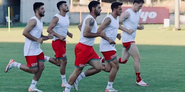 Karşıyaka’da 15 oyuncu gitti, 10 oyuncu geldi