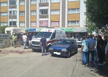 Trabzon’da sokak ortasında silahlı kavga