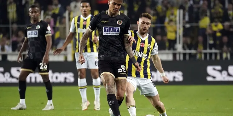 Fenerbahçe ile Alanyaspor 17. randevuda