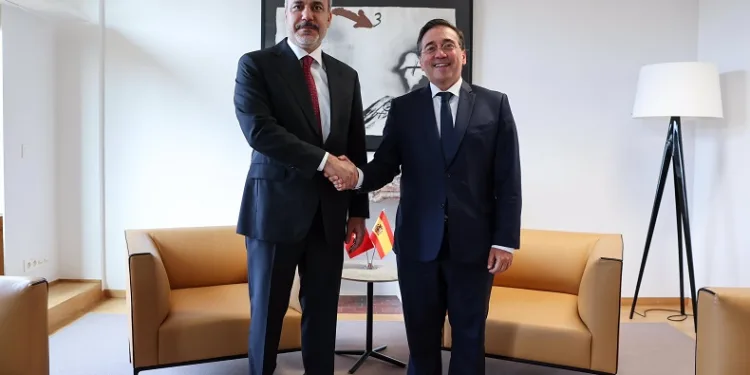 Dışişleri Bakanı Hakan Fidan, İspanya Dışişleri Bakanı Jose Manuel Albares ile görüştü