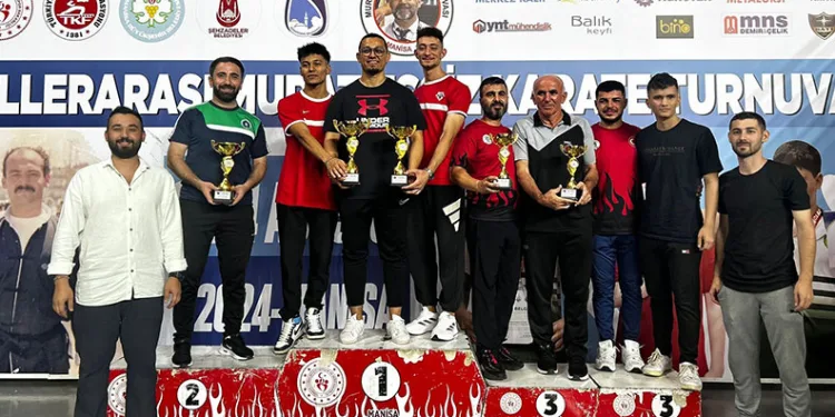 Büyükşehir Belediyesporlu karatecilerden 23 madalya