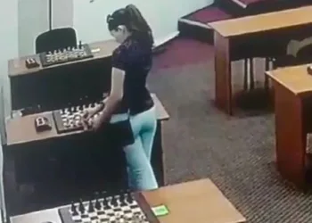Satranç oyuncusu cıvayla rakibini zehirledi