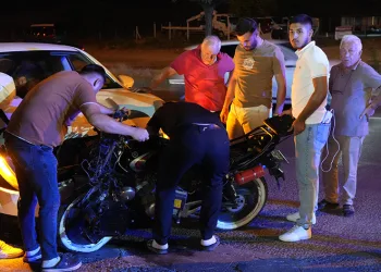 Cip ile motosiklet çarpıştı: 2 yaralı
