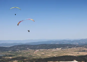 Bilecik Meryem Dağı’nda ‘Tandem Uçuş’ ile bir ilke imza atıldı