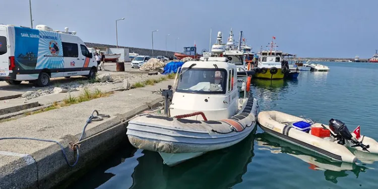 En son 12 mil açıkta görülen amatör balıkçının cansız bedeni bulundu