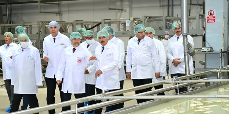 “Üreticiyi korumak için günlük bin ton sütü piyasadan çekeceğiz”