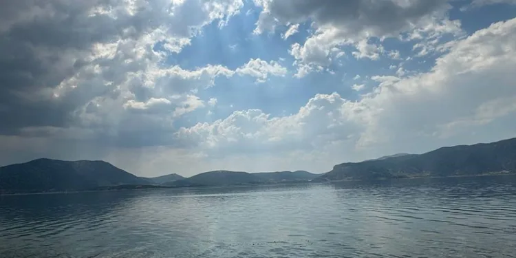 Eğirdir Gölü’nde meydana gelen su kabartılarında metan gazı ihtimali