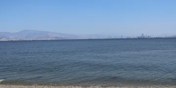 Deniz suyu ısınıyor, Eylül’de tropikal fırtına bekleniyor
