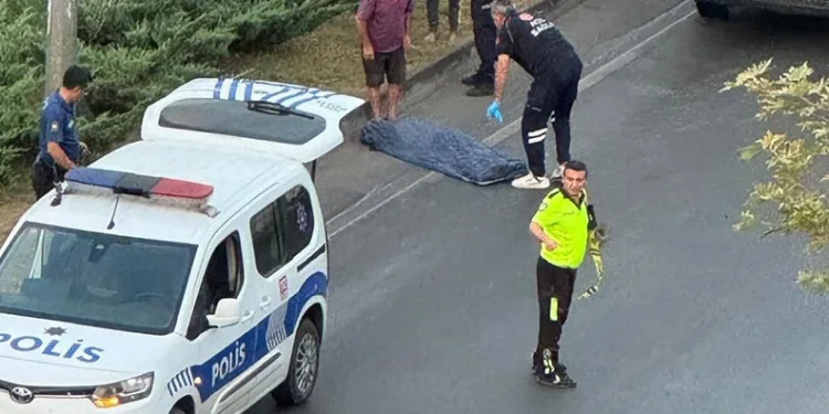 Refüje çarpan motosikletin sürücüsü hayatını kaybetti