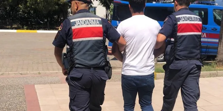 Bandırma’da PKK-KCK propagandasından arana şahıs yakalandı