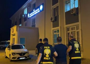 Bursa’da 3 kişiyi silahla yaralayan zanlı yakalandı