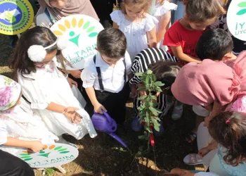Çocuklara organik ve iyi tarım uygulamaları öğretildi