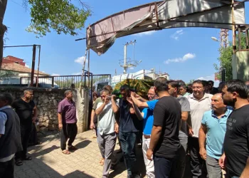 Su kuyusunda ölen kişi toprağa verildi