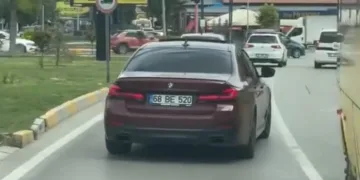 Trafikte drift atarken görüntülenen araca ceza