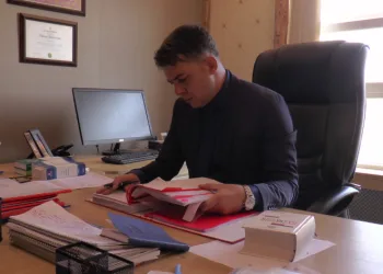 İşini zamanında yapmayan kamu görevlilerine hukuk yolu açık