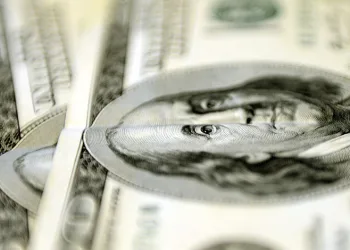 Dolar 33,55 seviyesinde