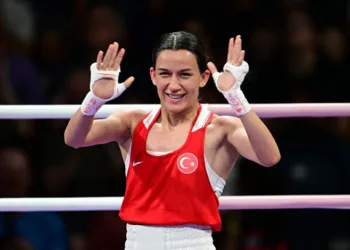Milli boksör Hatice Akbaş’tan gümüş madalya