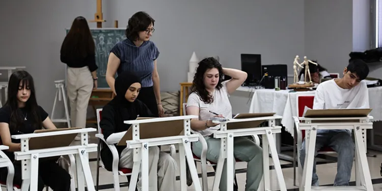 Öğrencisi olduğu kuruma öğretmen olarak geri döndü