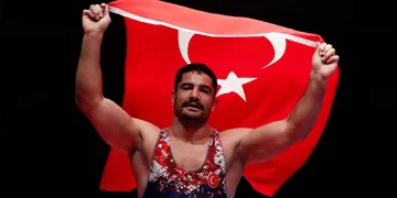 “Dünyanın en güzel bayrağını hak ettiği yere çıkarttım”