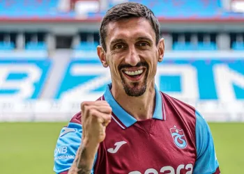 Trabzonspor’da Stefan Savic, Rapid Wien maçı kadrosundan çıkarıldı