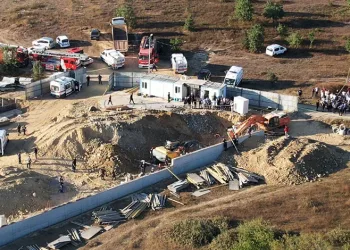 Tuzla’da şantiyede göçük: İki işçi hayatını kaybetti