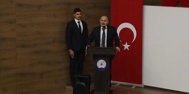 Bursa’da başarılı emniyet personeli ödüllendirildi