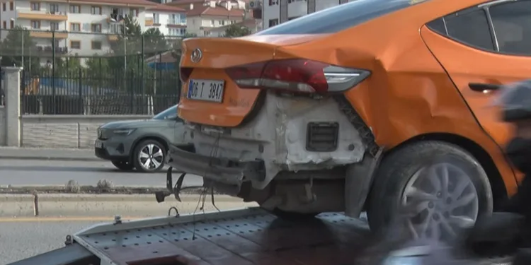 Ankara’da zincirleme trafik kazası: 2 yaralı