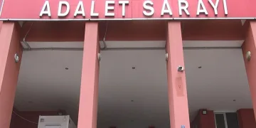 Belediye genel sekreterinin adıyla dolandırdılar