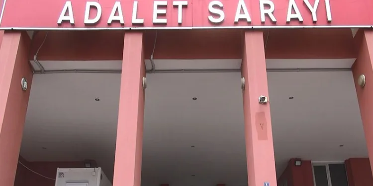 Belediye genel sekreterinin adıyla dolandırdılar