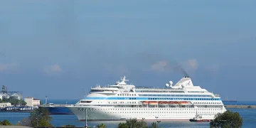 Bin 100 Rus turist kruvaziyerle Samsun’a geldi