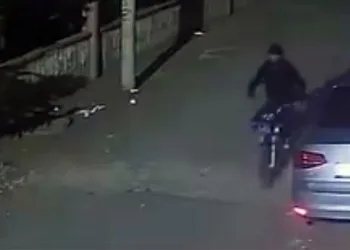 Siverek’te motosiklet hırsızlığı güvenlik kamerasında