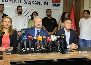 “Çocuklarımızın geleceği bakanların elinde oyuncak edilmiştir”