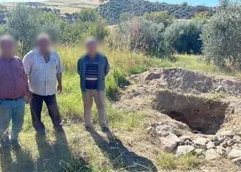 Kuyucak’ta kaçak kazıya suçüstü