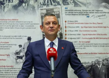 “CHP asla demokrasiden ödün vermedi”