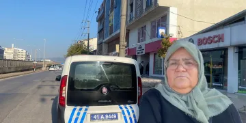Çocuklarını okula götürmek için evden çıkmıştı, eski eşi tarafından bıçaklandı