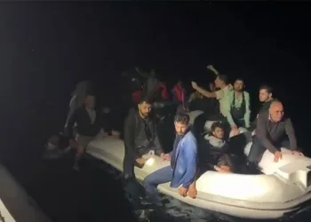 Dalaman açıklarında 22 düzensiz göçmen kurtarıldı
