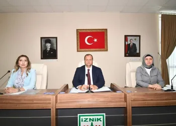 İznik Gölü’ne dereler bağlanıyor
