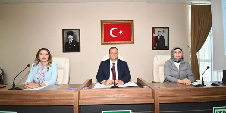 İznik Gölü’ne dereler bağlanıyor