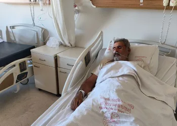 Yorgun merminin uykuda isabet ettiği adam ağır yaralandı