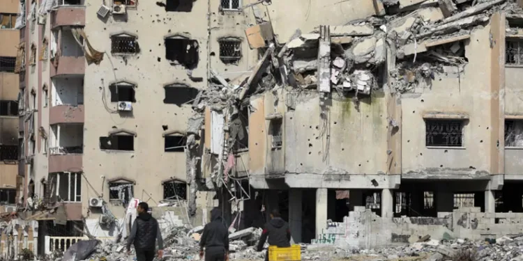 İsrail saldırısında 12 kişi öldü