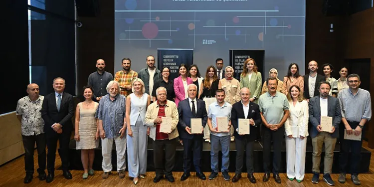 100 yıllık serüven okurlarıyla buluştu