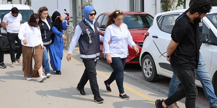Çökertilen organ şebekesindeki 9 sanık tahliye edildi