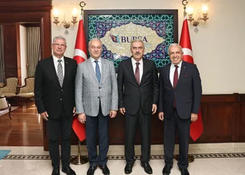 Şadi Özdemir’den Vali Ayyıldız’a ziyaret