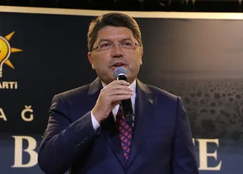 Yeni anayasa için uzlaşma çağrısı