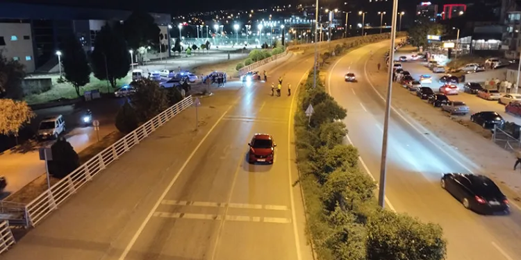 Karabük’te yolun karşısına geçen 11 yaşındaki çocuğa otomobil çarptı