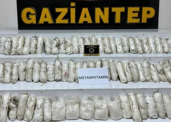 Gaziantep’te tır tekerleğine gizlenmiş uyuşturucu bulundu
