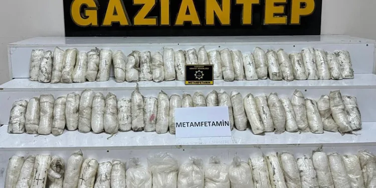 Gaziantep’te tır tekerleğine gizlenmiş uyuşturucu bulundu