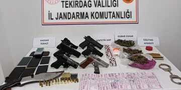 Tekirdağ’da jandarma operasyonunda silah ve uyuşturucu ele geçirildi