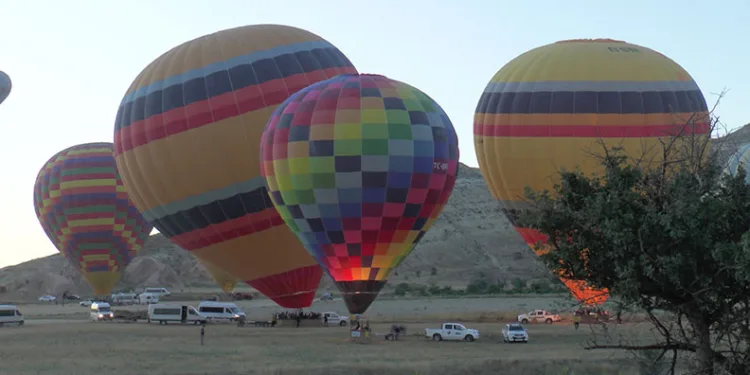 Kapadokya’da balon turları iptal edildi